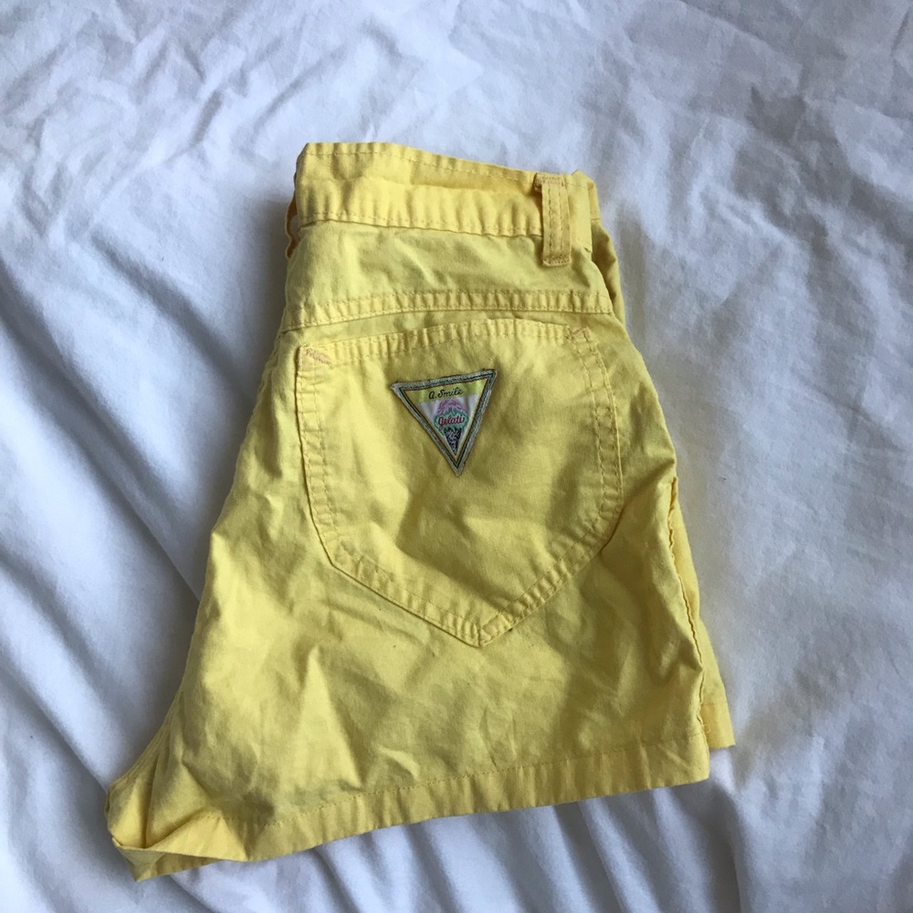 Yellow Highwaisted shorts
